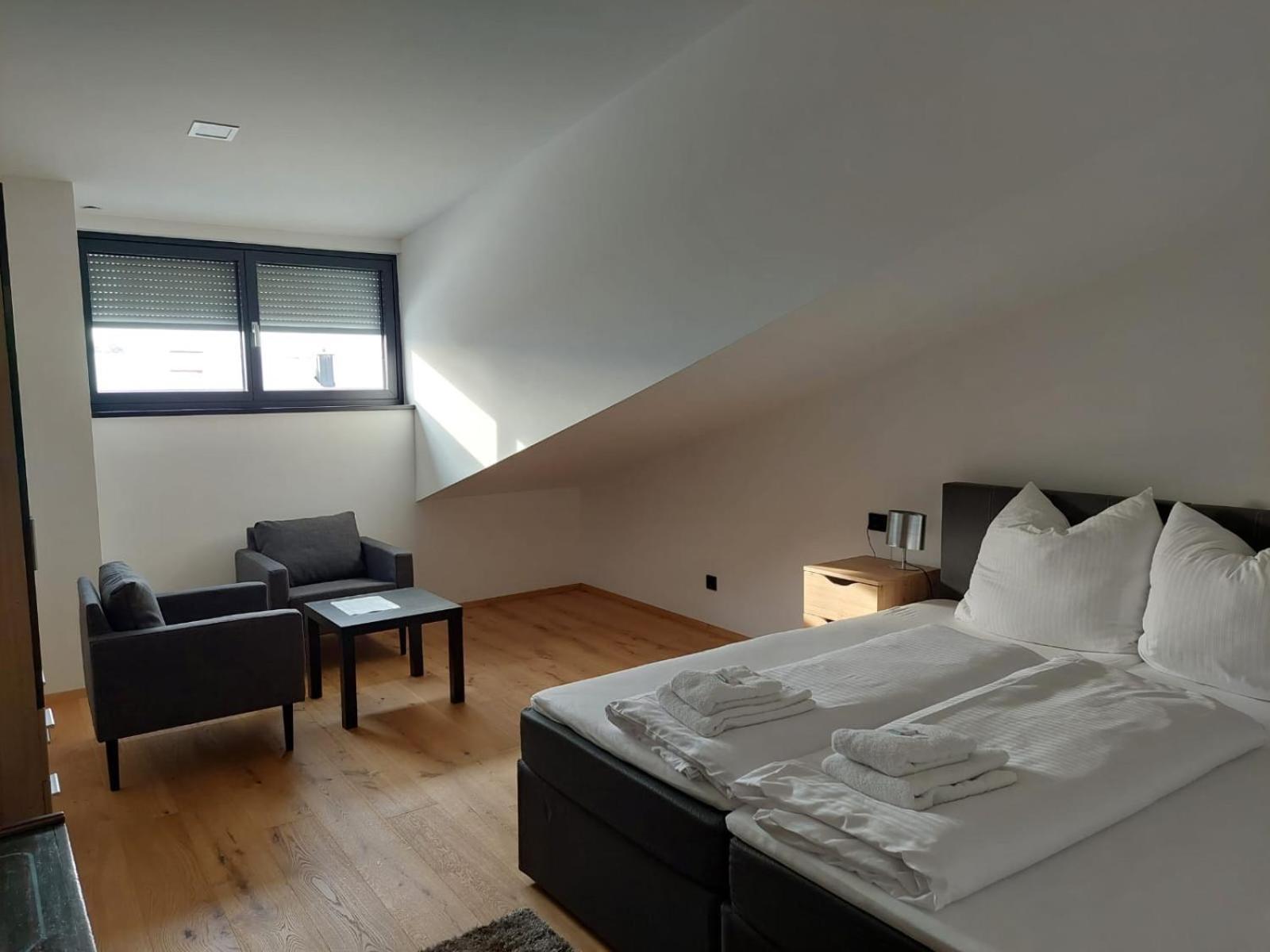 Pension Sunnseitn - Gasthof - Cafe - Weinkeller Haslach an der Muhl Luaran gambar